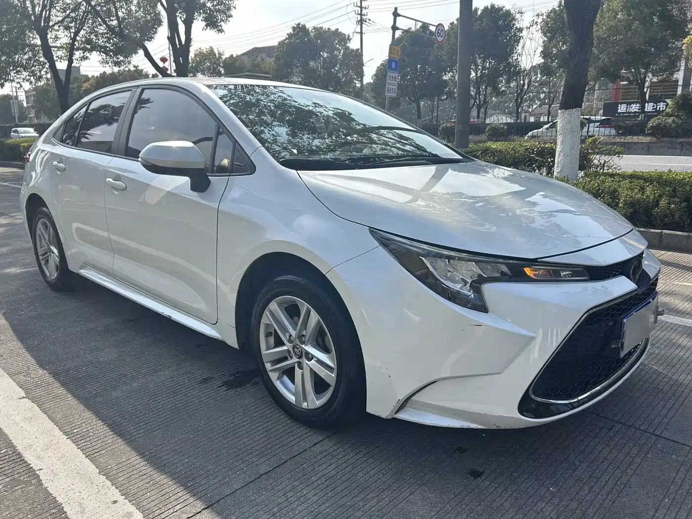 Toyota Levin 2019 185T CVT Luxury Edition China V фото 3
