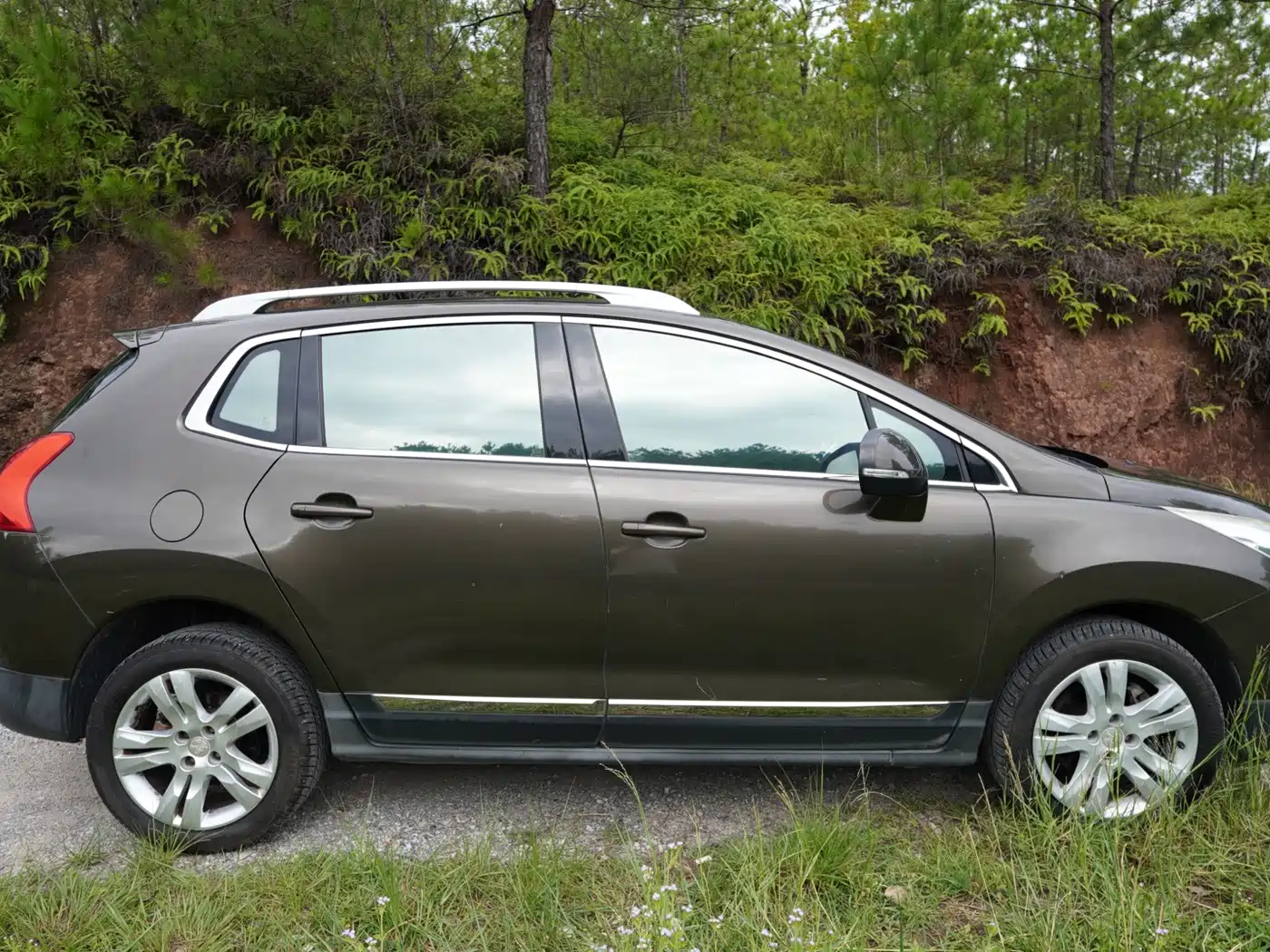 Peugeot 3008 2016 2015 2.0L Automatic Classic Edition