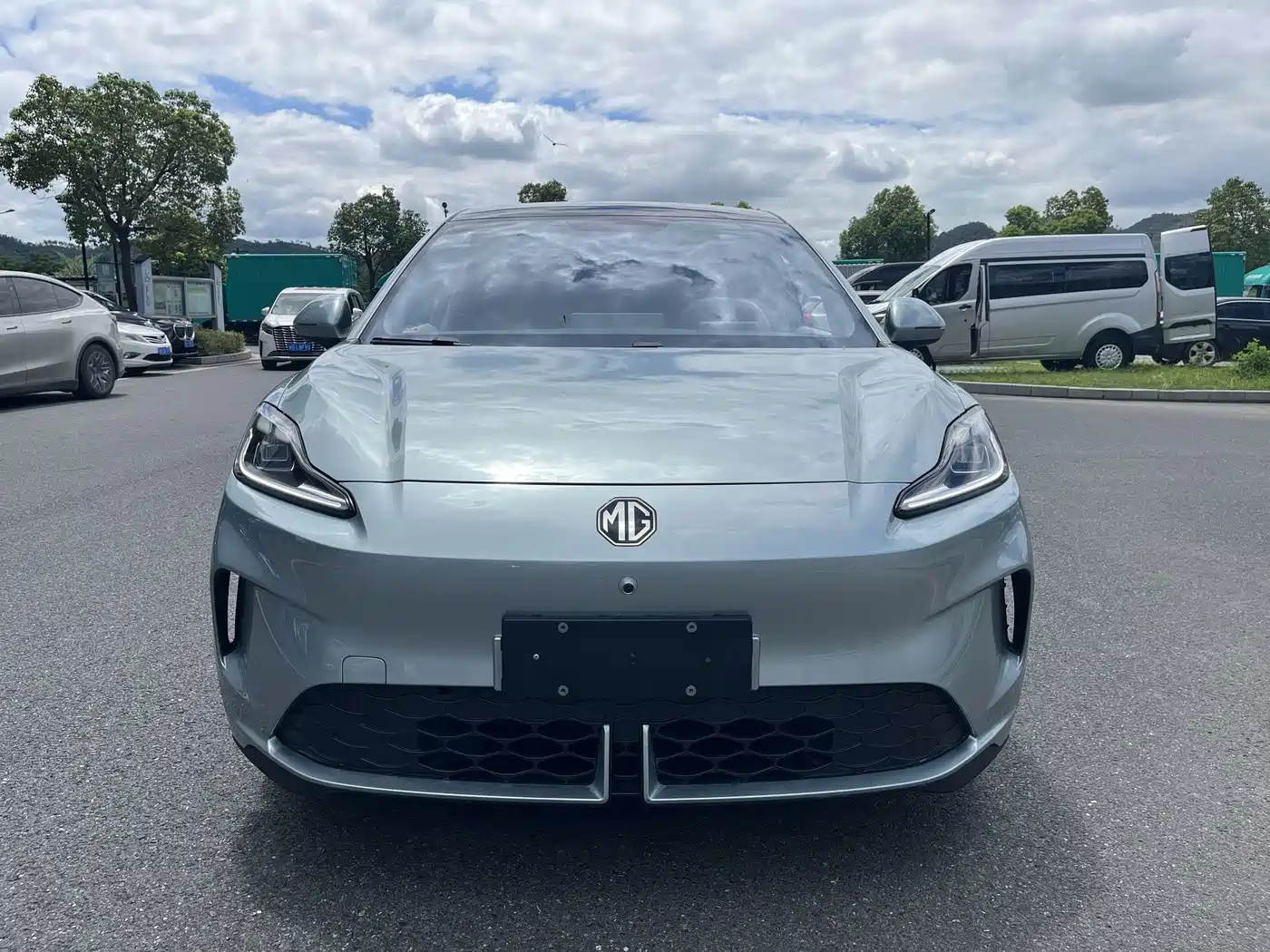 Фото 2 - MG MG4 EV