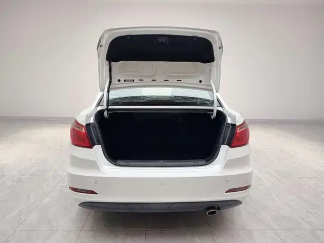 Photo 12 - Changan Eado