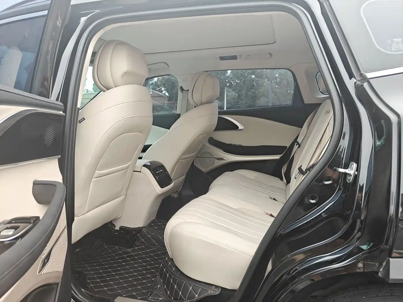 Exeed Lingyun 2023 2024 300T 2WD Starlight Edition