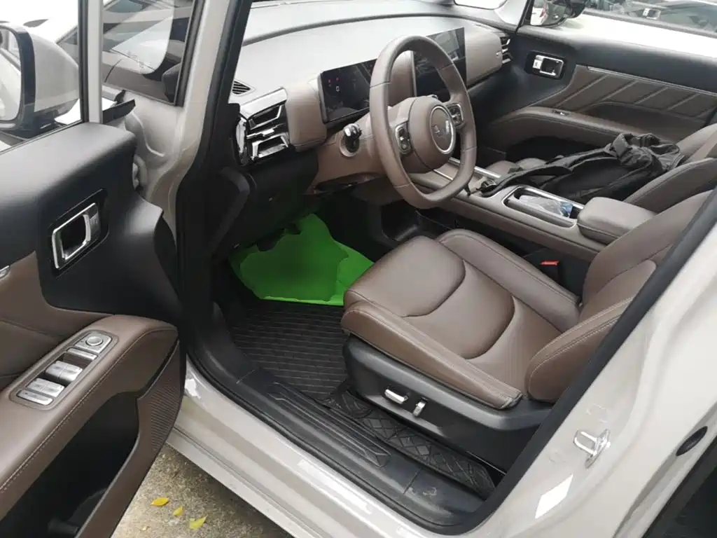 Wuling Motors Xingguang 730 New Energy 2025 2025 Model Plug-in Hybrid Base Version