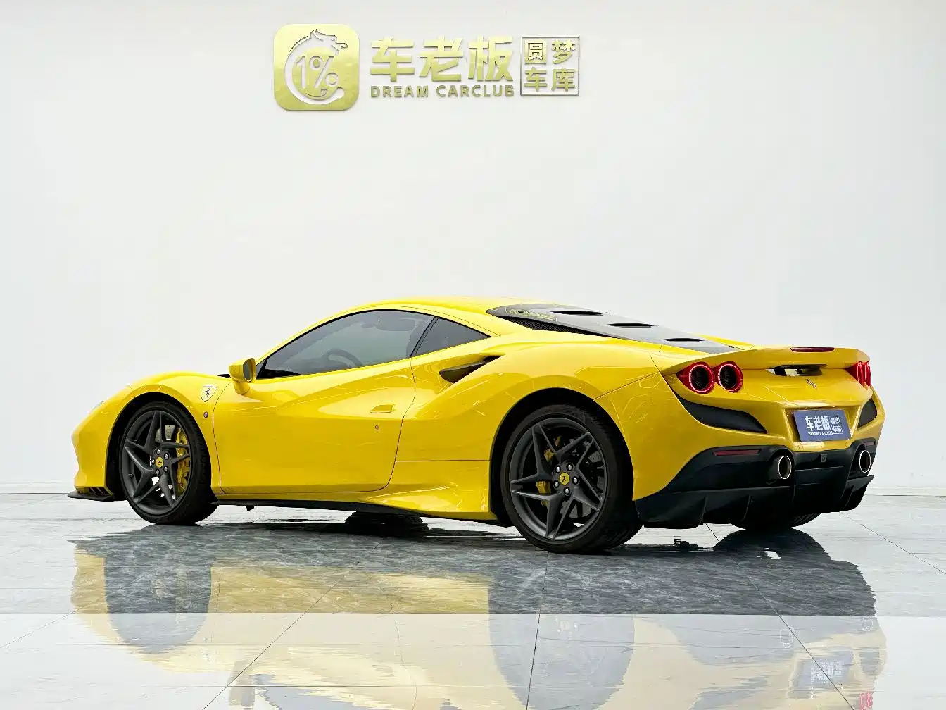 Ferrari F8 2021 2019 Tributo 3.9T V8