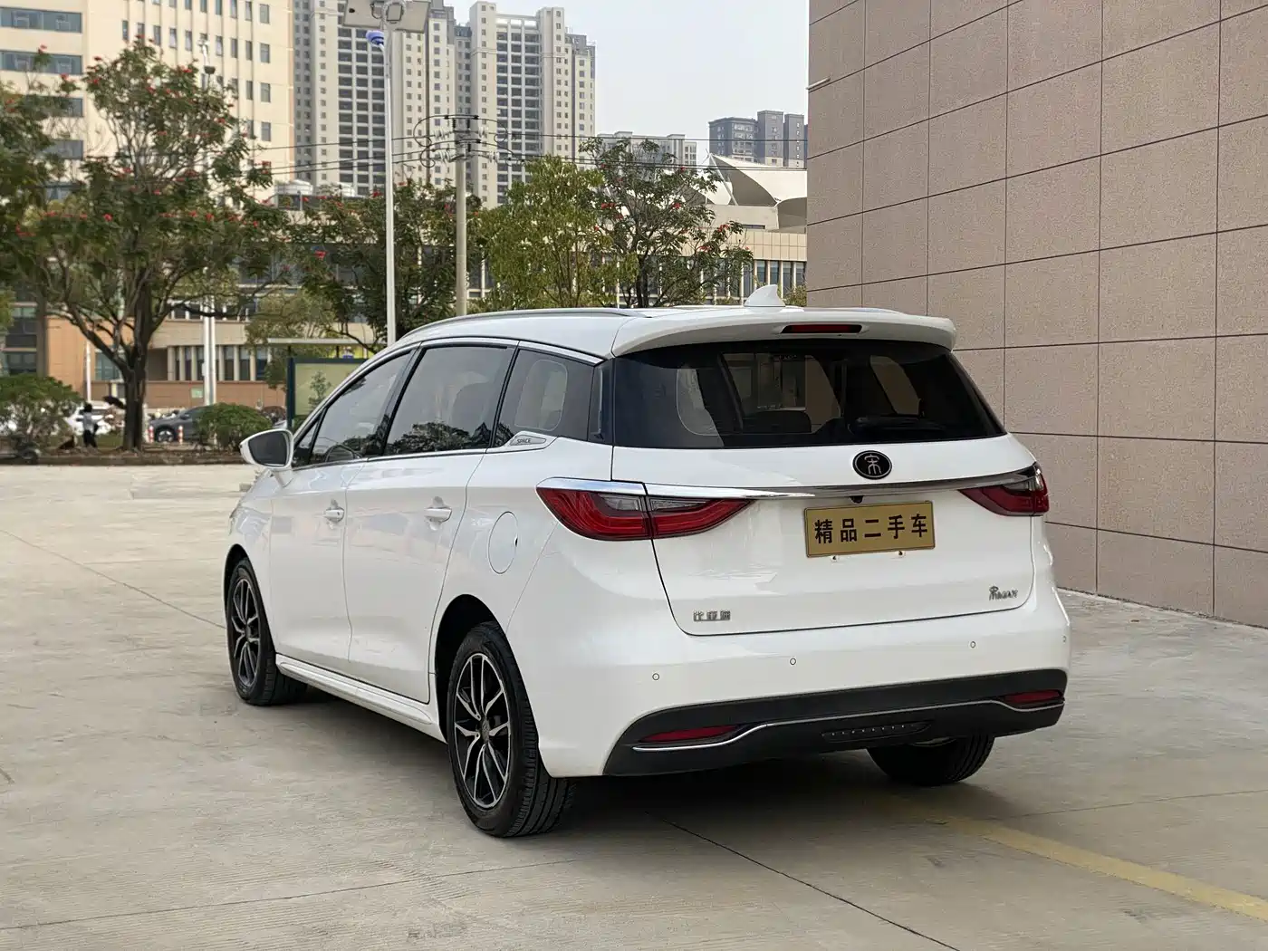 BYD Song MAX 2018 2017 1.5T Auto Smart Elite 7-Seater