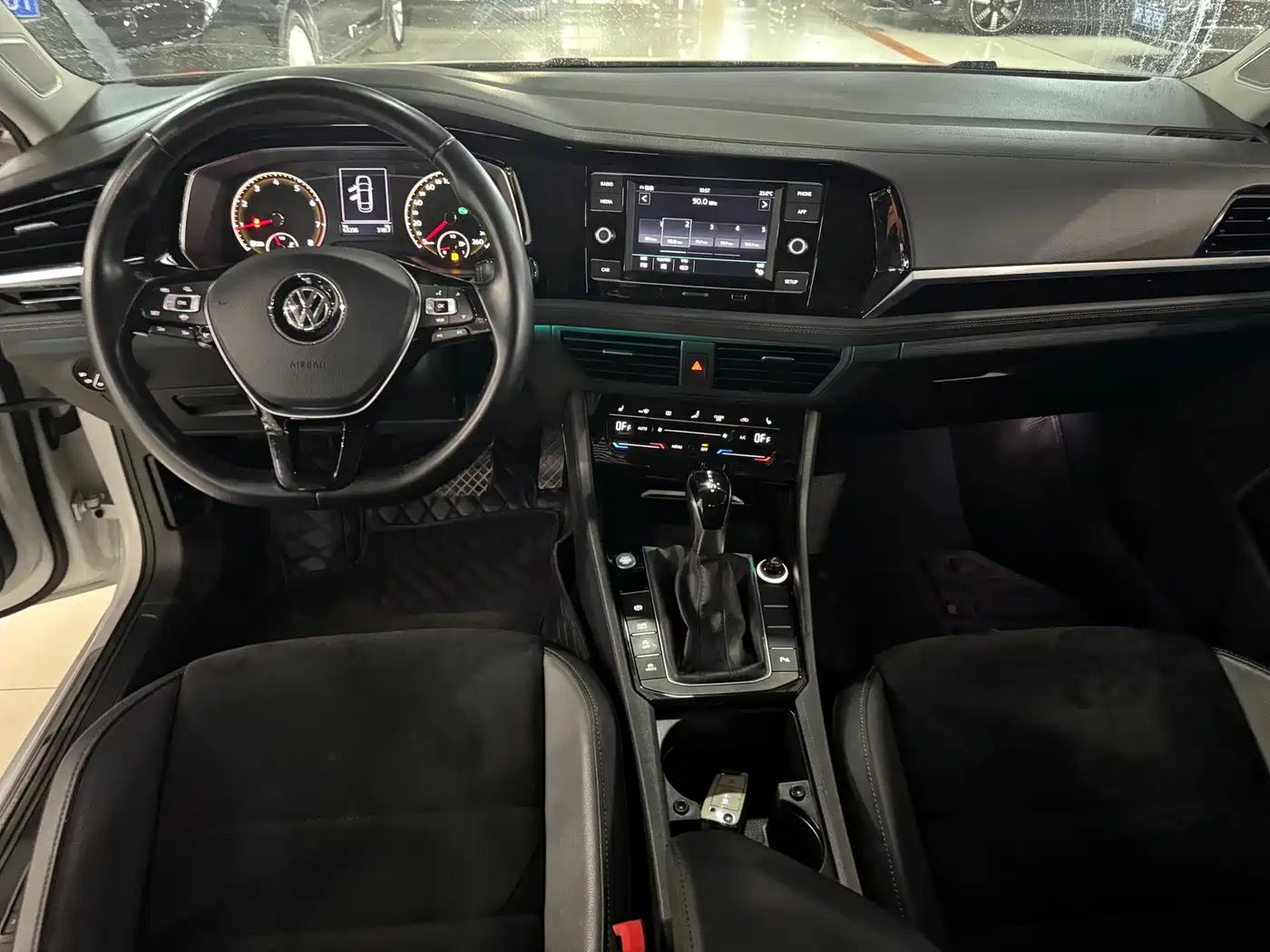 Volkswagen Sagitar 2019 280TSI DSG Luxury Edition China VI фото 6