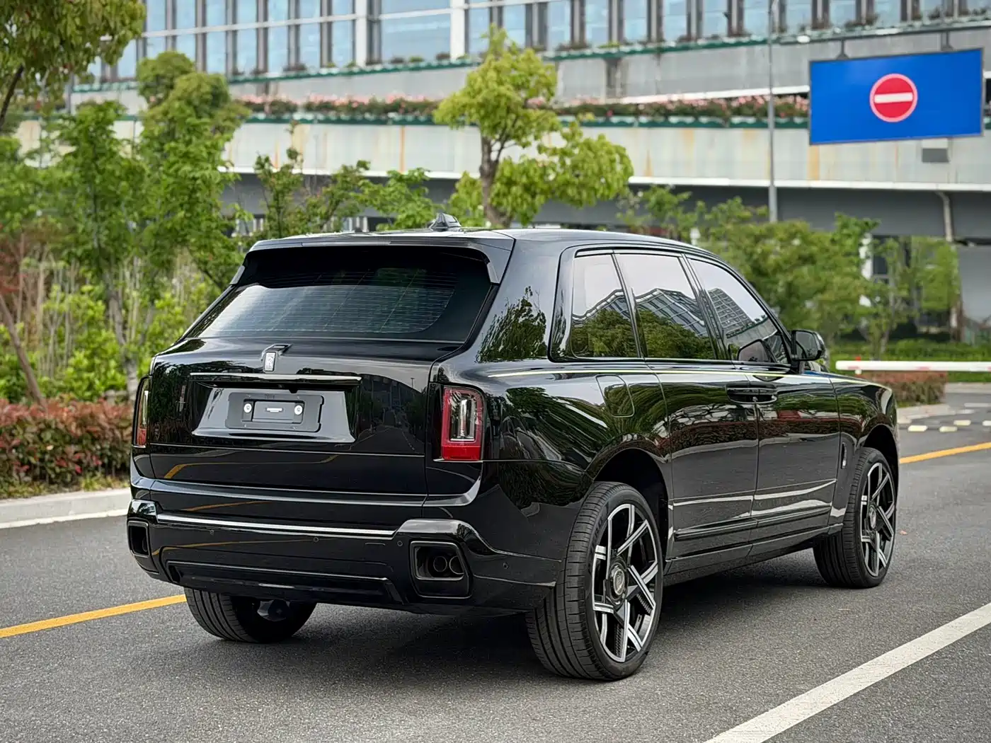 Rolls-Royce Cullinan 2025 2025 Series II Black Badge