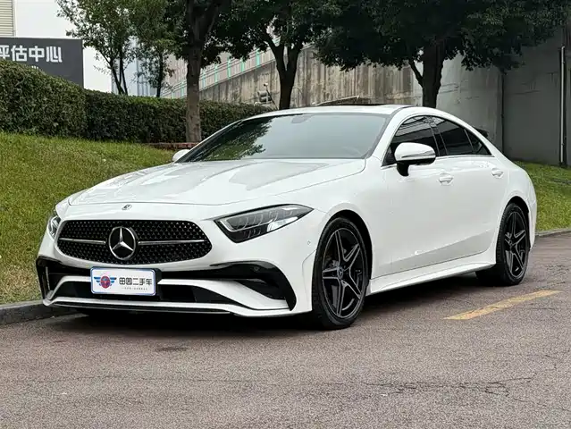 MERCEDES-BENZ CLS