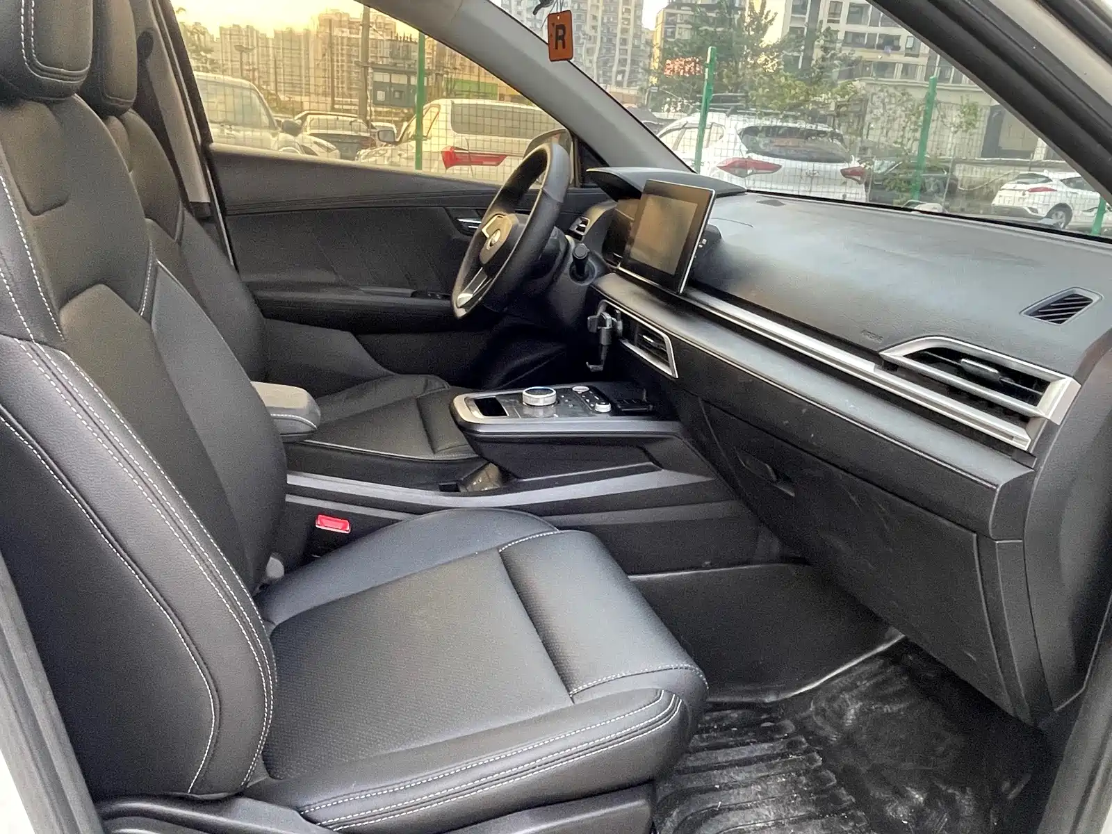 Фото 8 - BYD e2