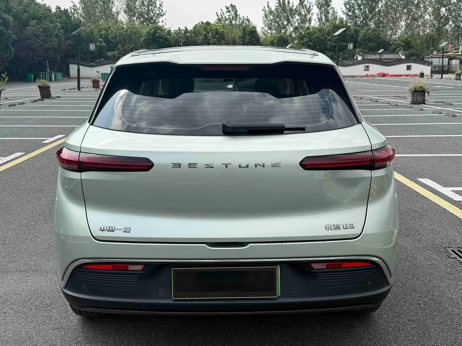 Photo 4 - Besturn Yueyi 03