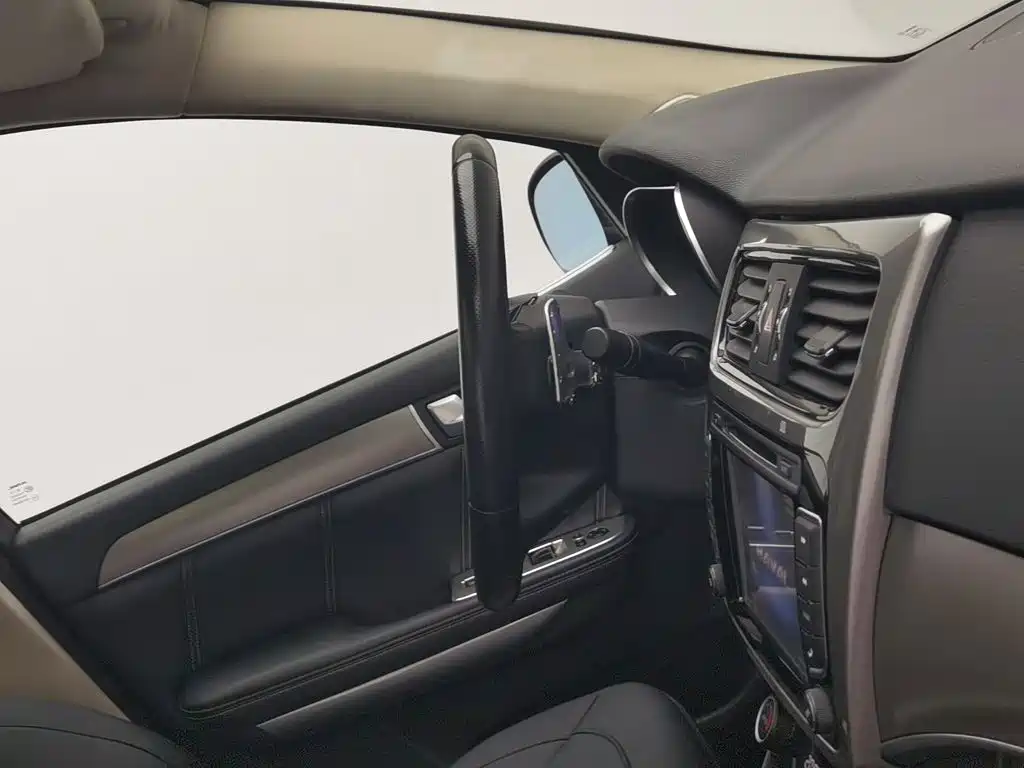 Haval H8 2018 2017 2.0T Gasoline 2WD Smart Enjoyment