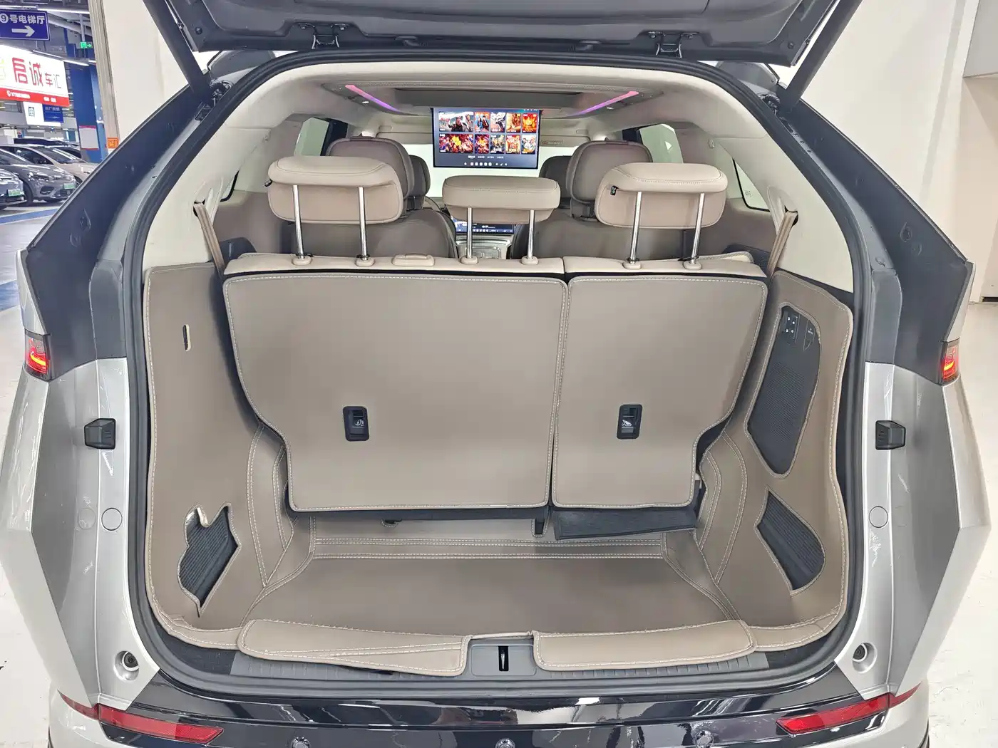 XPeng X9 2026 2025 Extended Range Edition