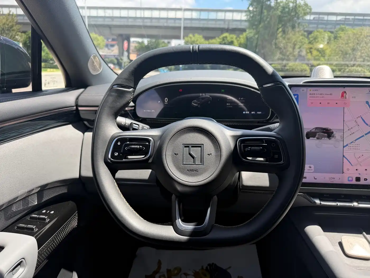 ZEEKR 7X 2025 2025 Model 75kWh RWD Smart Driving Edition