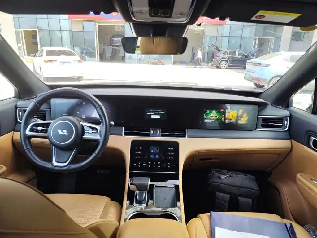 Фото 4 - Li Auto Li ONE