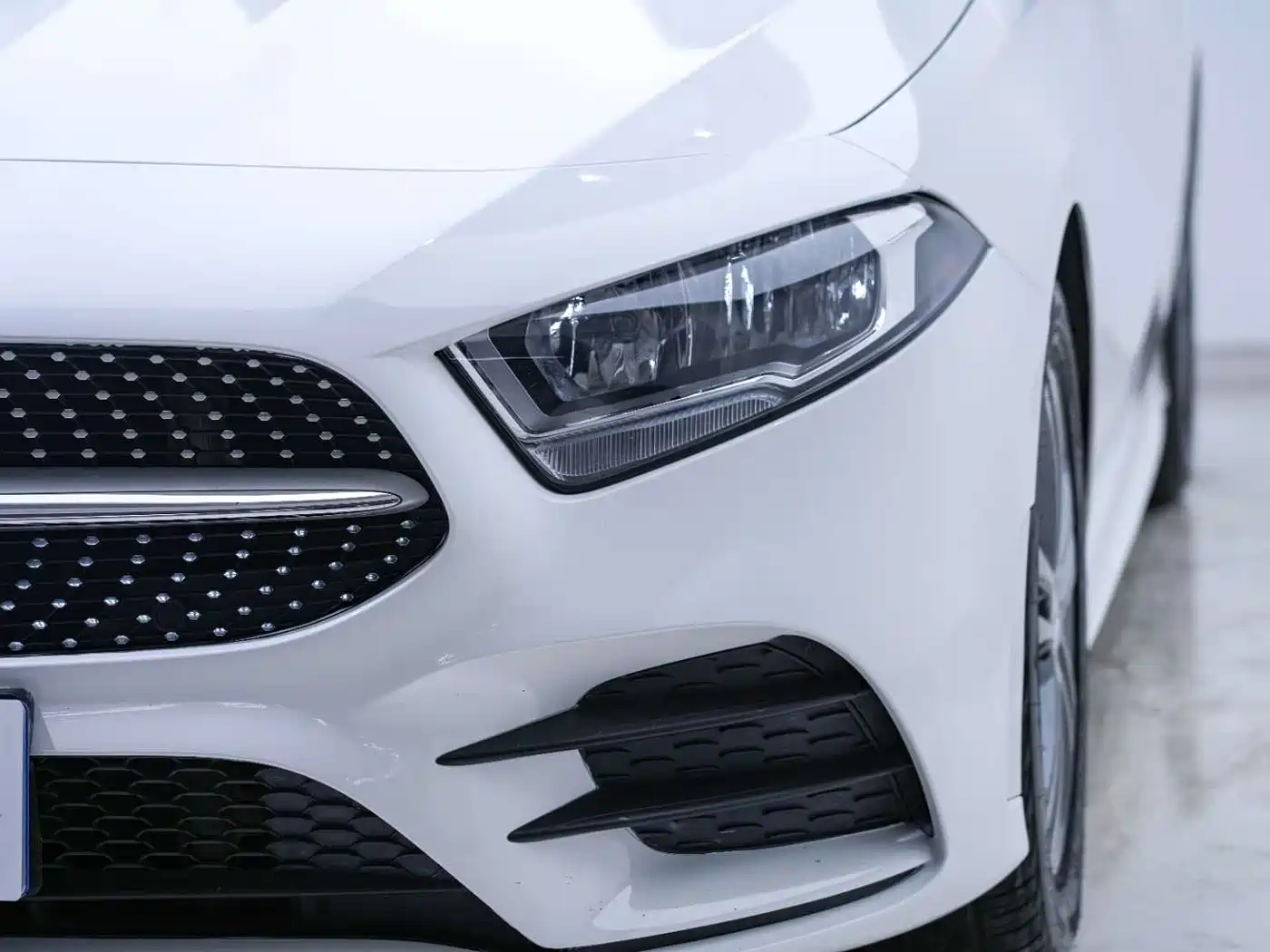 Mercedes-Benz A-Class 2022 A 180 L Sport Sedan фото 11