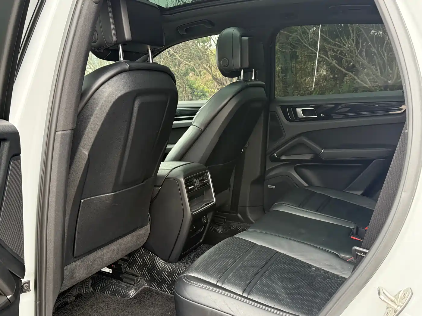 PORSCHE CAYENNE NEW ENERGY