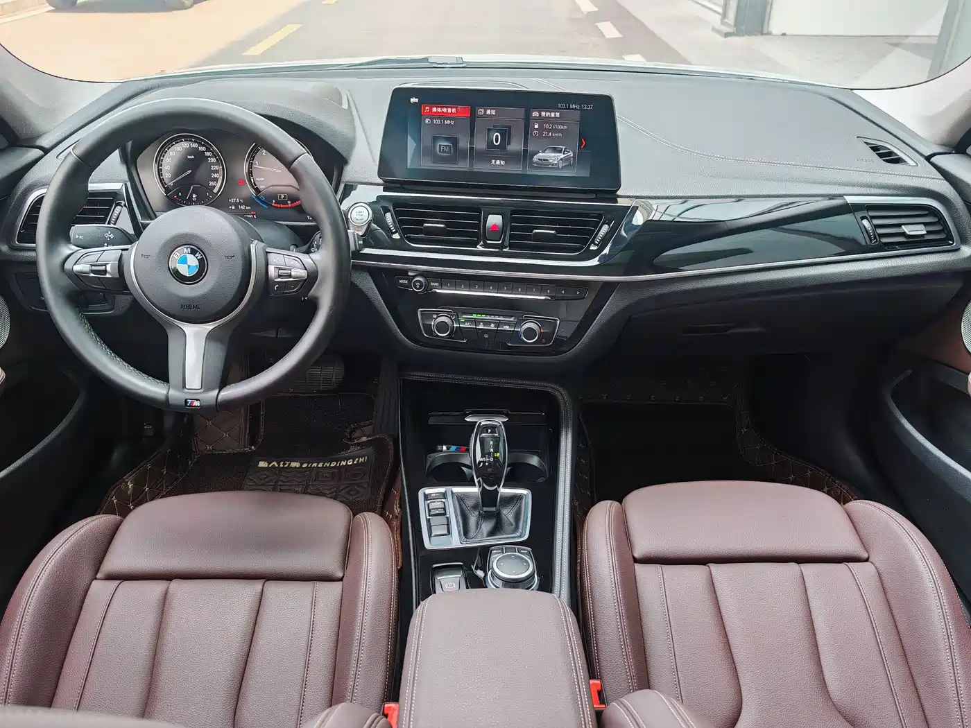 BMW 1-SERIES