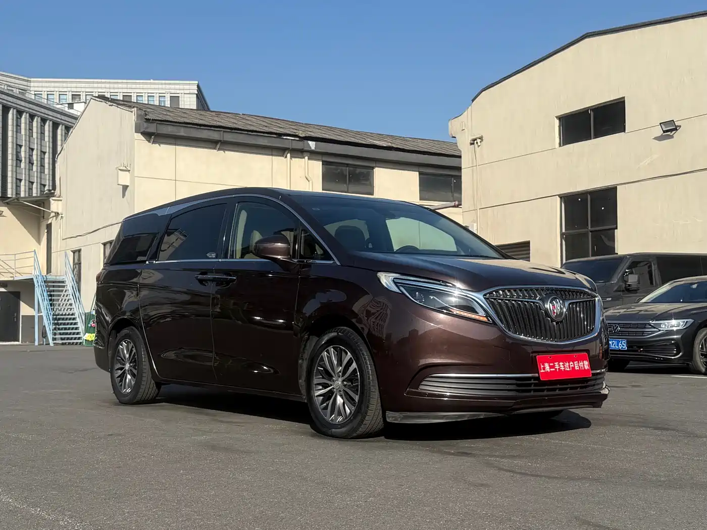 Buick GL8 2018 ES 28T Luxury Type China VI фото 2