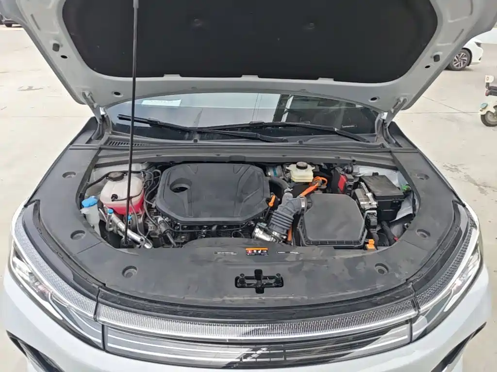 Geely Galaxy Galaxy A7 2026 2025 EM-i 70km Voyage Edition