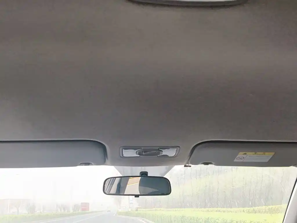 Photo 14 - Kia Forte