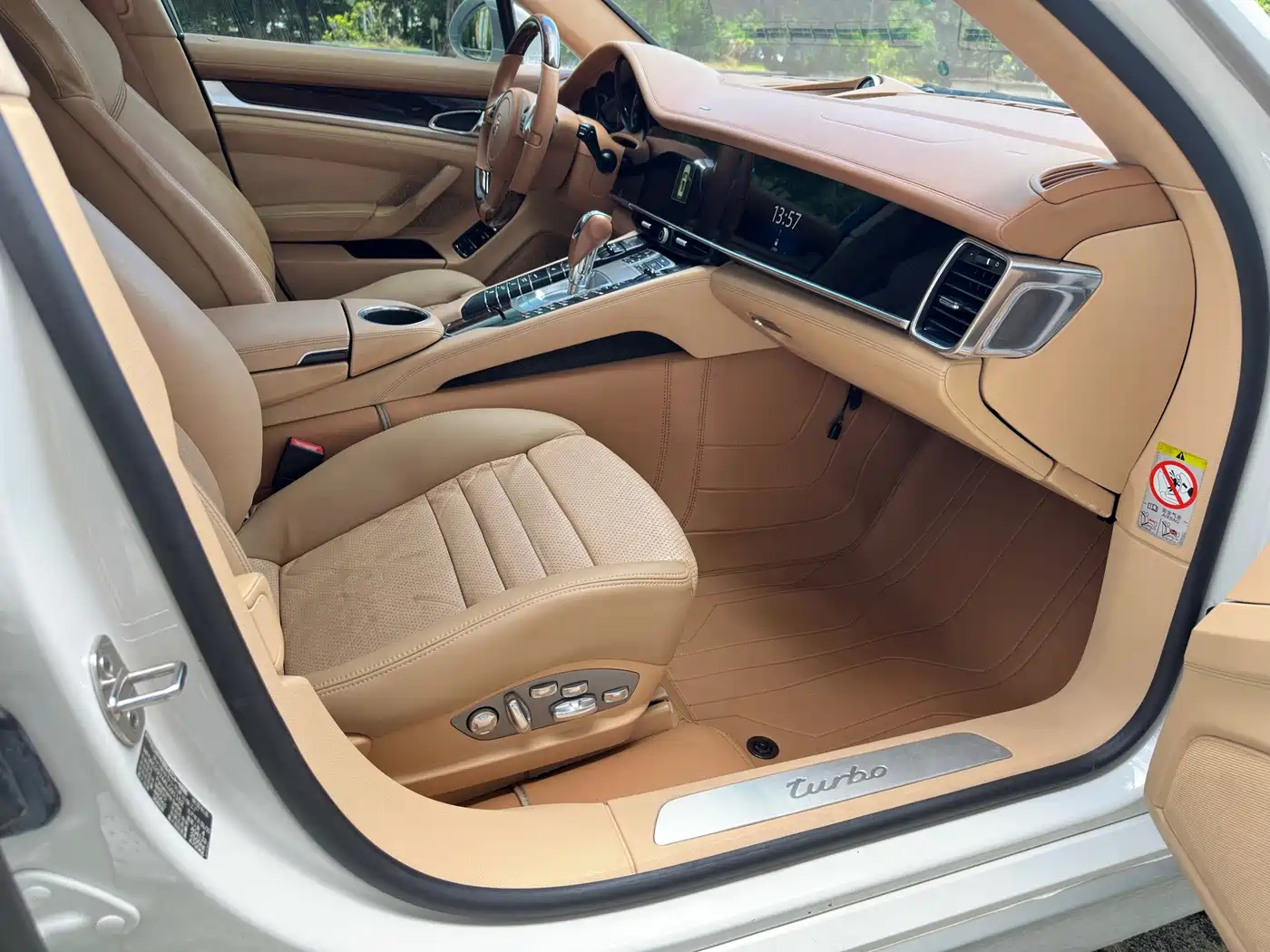 Porsche Panamera 2010 2010 Porsche Panamera Turbo 4.8T