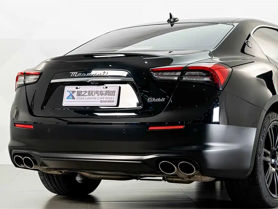 Maserati Ghibli 2022 2021 2.0T Operanera Opera Black Limited Edition