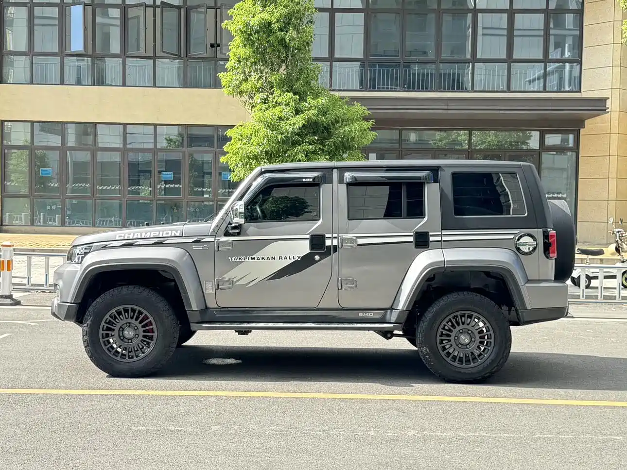 BAIC ORV Beijing Offroad BJ40 2023 2.0T Auto 4WD China Rally Champion Edition фото 13