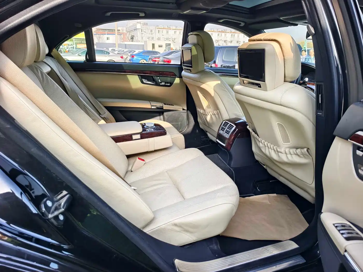 Mercedes-Benz S-Class 2008 S 350 L 4MATIC фото 14