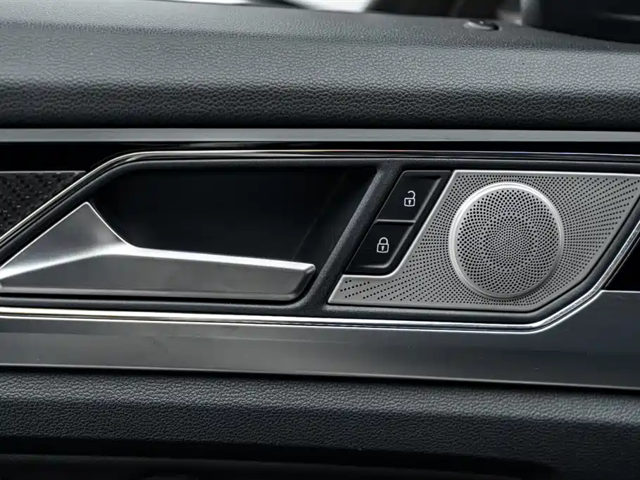 Volkswagen Teramont 2019 Model Teramont X 380TSI 4WD Prestige Luxury Edition фото 16