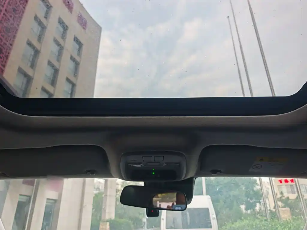 Chevrolet Trax 2020 2019 Redline 335T CVT Extreme Edition (China VI)