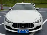 Photo 2 - Maserati Ghibli