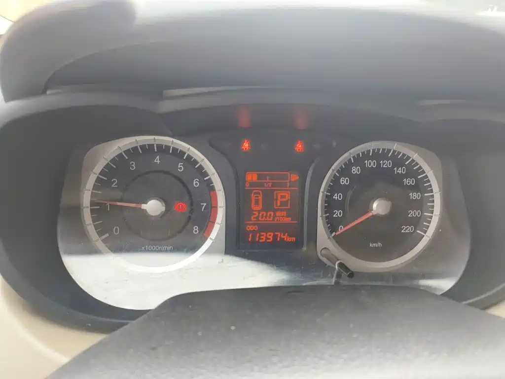 Venucia R50 2014 2013 1.6L Auto Fashion