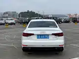 Photo 6 - Audi A4L