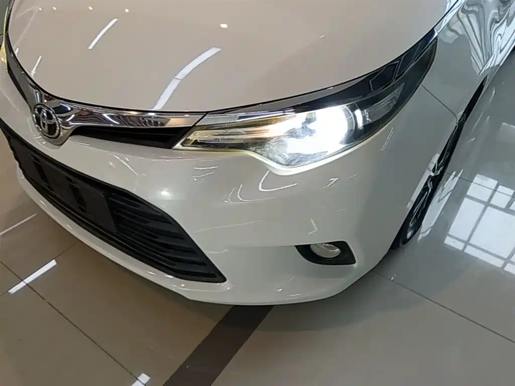 Toyota Levin 2014 1.6G CVT Elite Edition фото 24