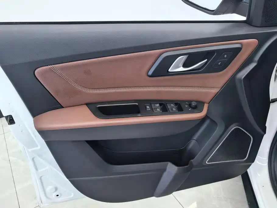 Besturn X40 2018 2018 Internet Celebrity Edition 1.6L Automatic Smart Connect