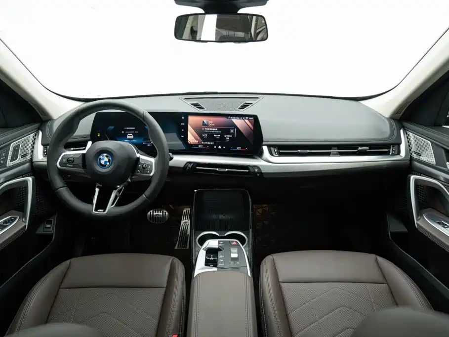 BMW iX1 2024 2023 eDrive25L M Sport Package