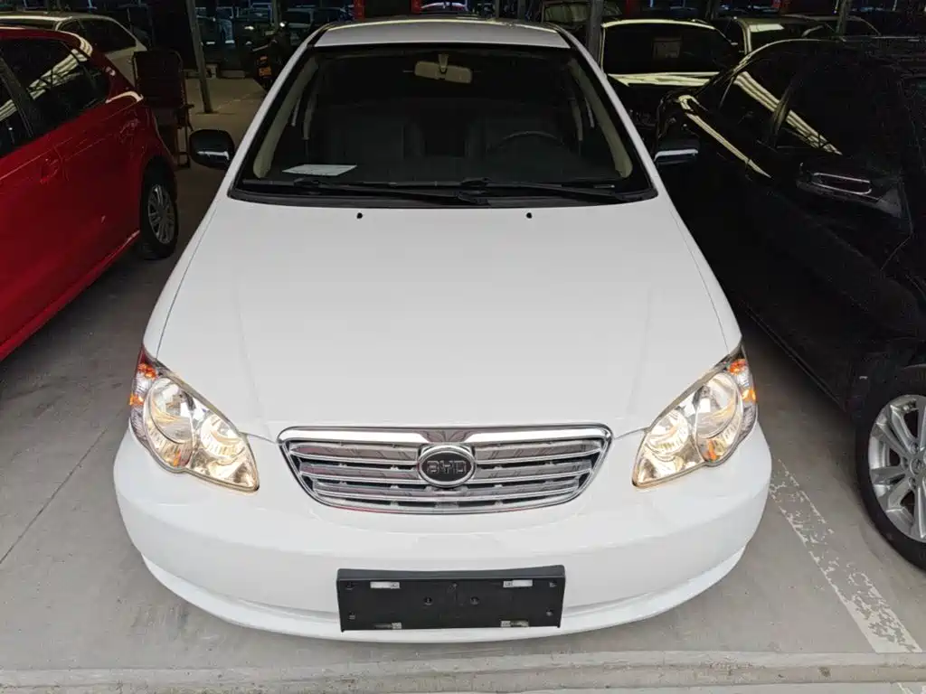 Фото 3 - BYD F3