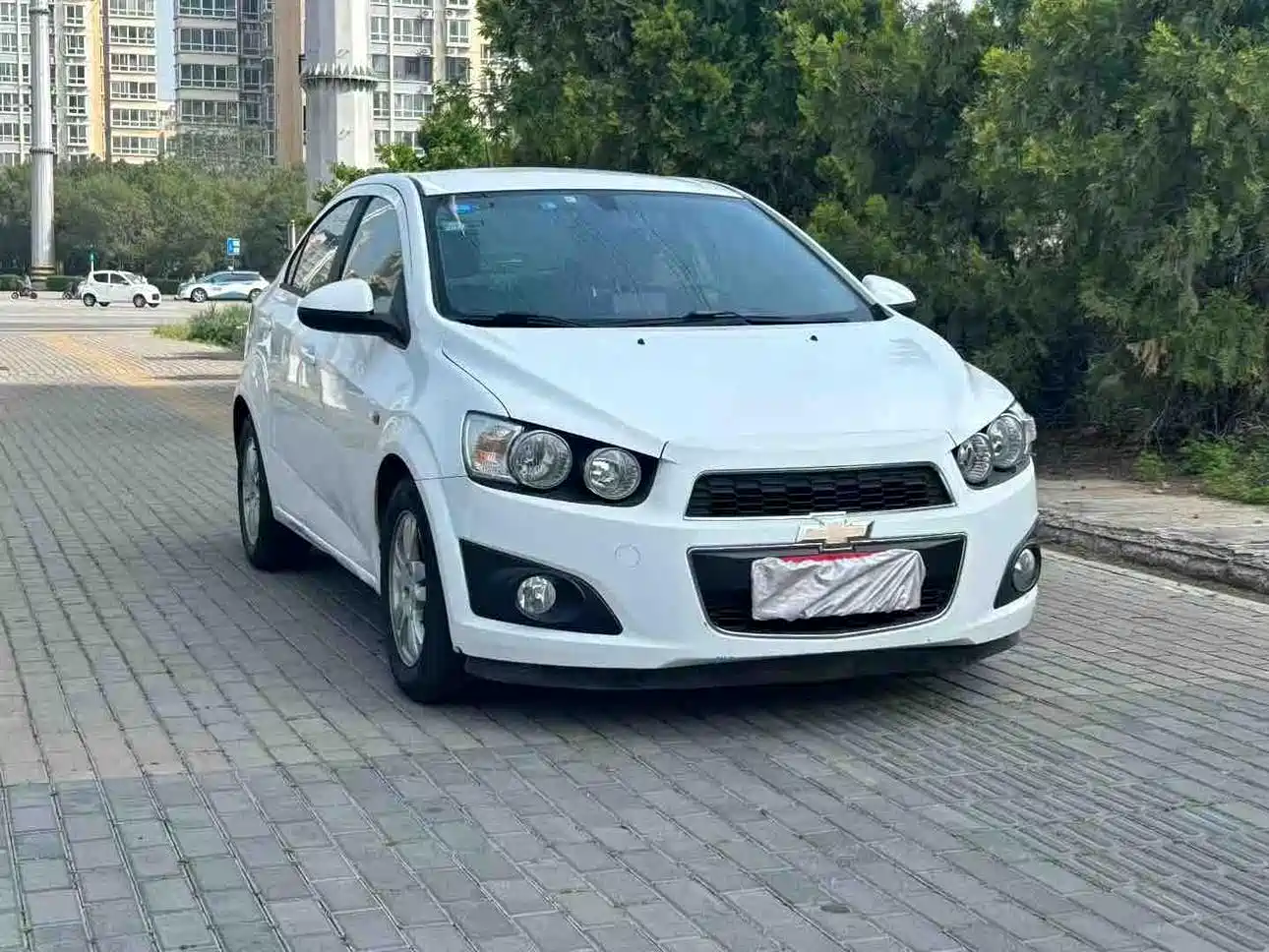 Chevrolet Aveo 2013 2011 Sedan 1.4L AT SE