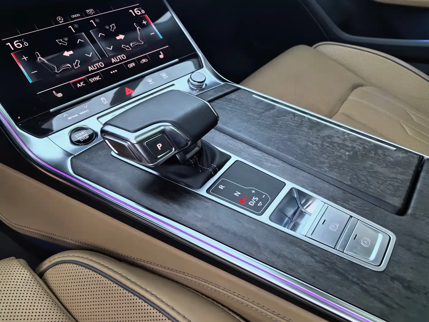 Audi A6L 2022 55 TFSI quattro Premium Elegance фото 22