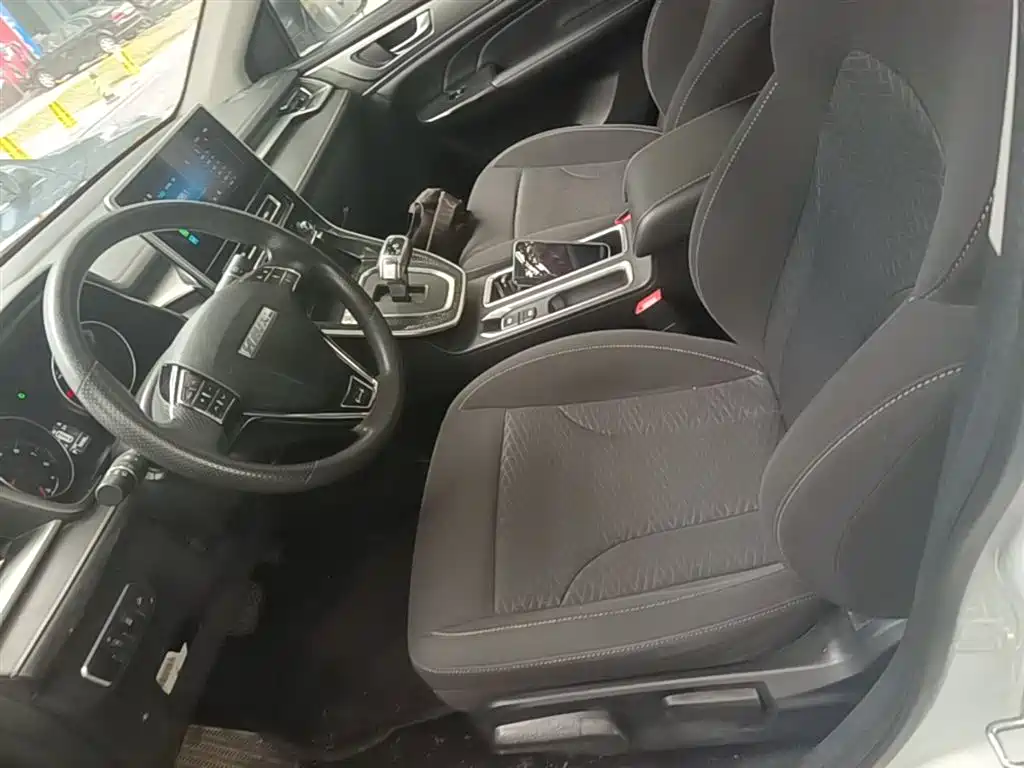 Haval M6 2023 PLUS 1.5T DCT Elite Smart Connect фото 15