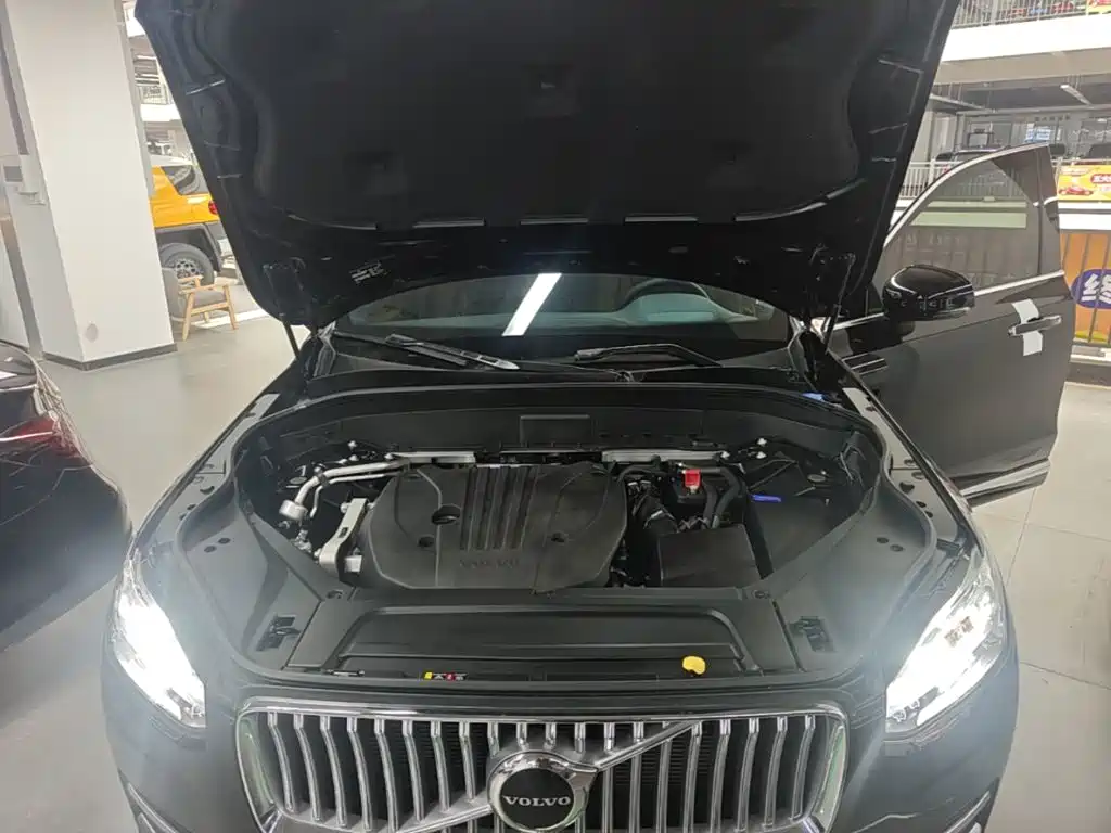 Volvo XC90 2023 2023 B5 Smart Luxury Edition 5-Seater