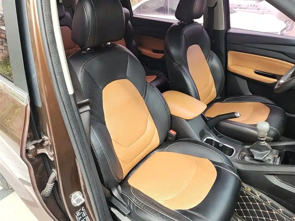 Wuling Motors Wuling Hongguang S3 2018 2018 1.5L Manual Luxury China V