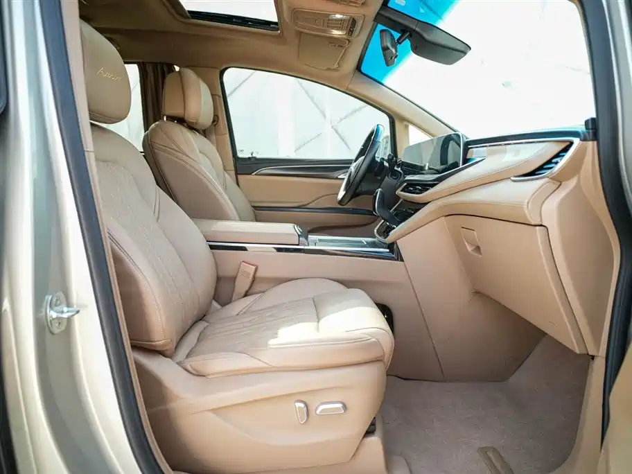 Buick GL8 2021 ES Landlord 653T Comfort фото 8