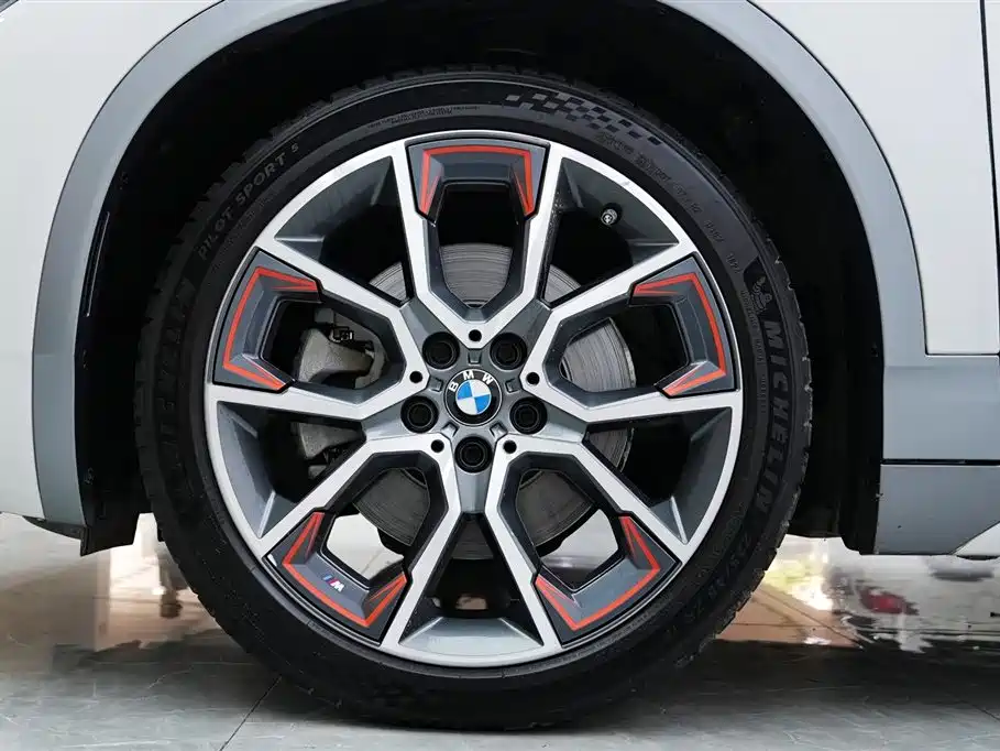 BMW X2 2021 Facelift sDrive25i Edge Edition фото 3