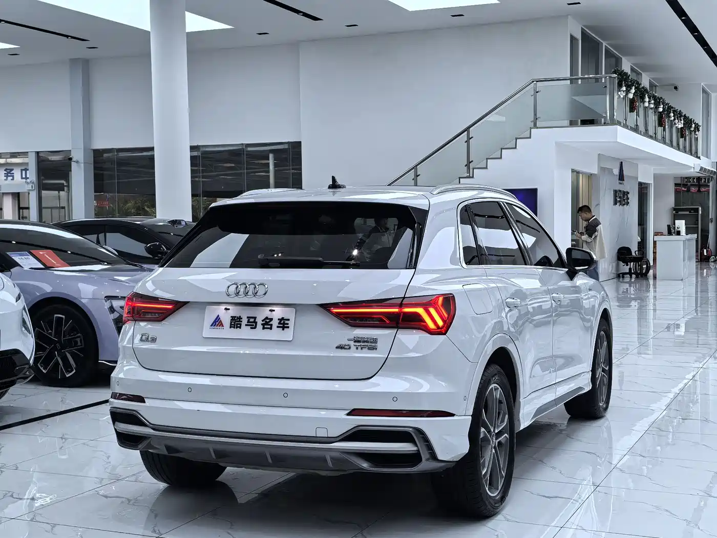 Audi Q3 2022 40 TFSI Fashion Dynamic фото 14