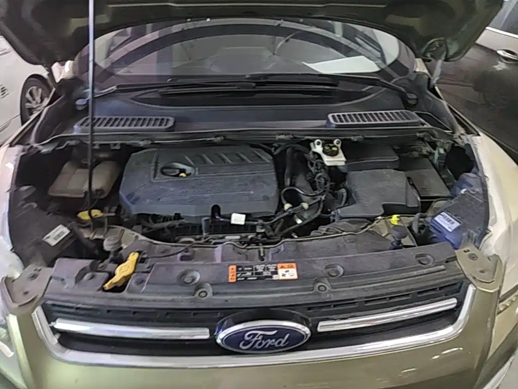 Фото 20 - Ford Kuga