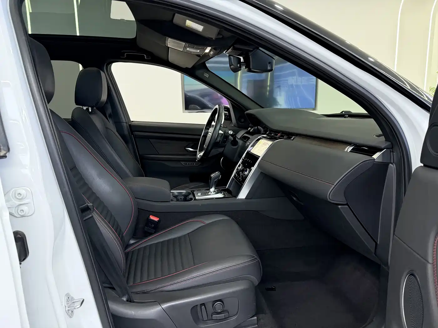 LAND ROVER DISCOVER SPORTS