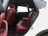 Photo 10 - Maserati Levante