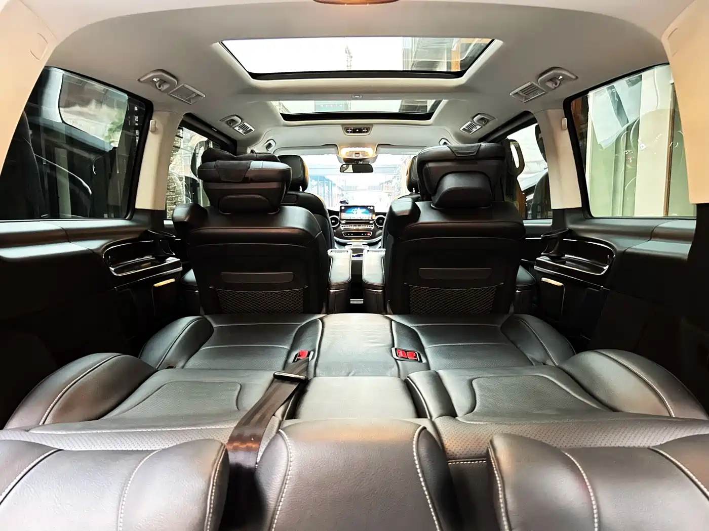 Mercedes-Benz V-Class 2021 V 260 Pilot Edition фото 15