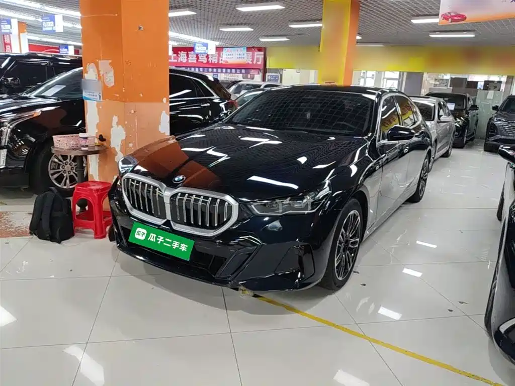 BMW 5 Series 2024 530Li Leading M Sport Package