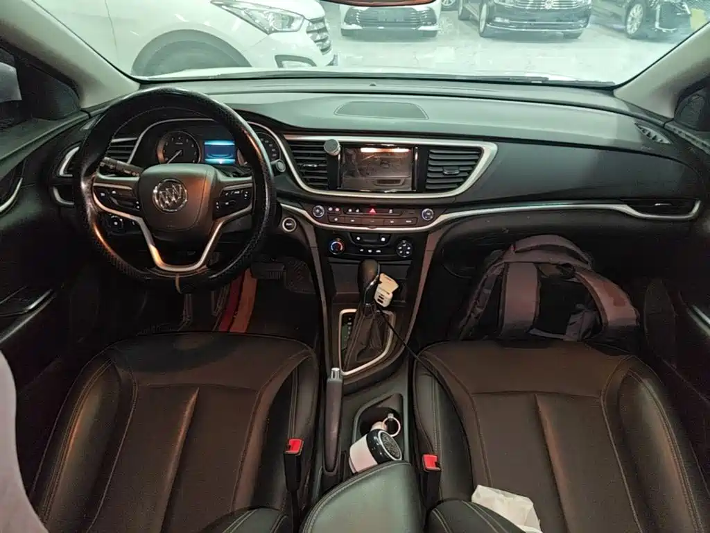 Фото 10 - Buick Excelle